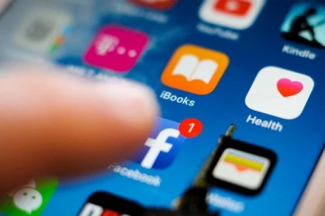 ரஷ்யாவில் பேஸ்புக் - டுவிட்டருக்கு தடை! - புடின் அரசாங்கம் அதிரடி நடவடிக்கை