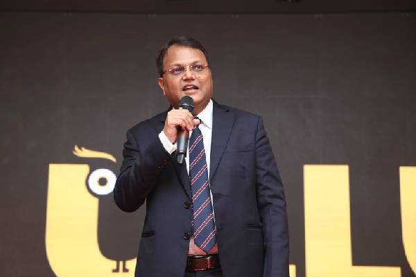 ஒரே ஆண்டில் ரூ 100 கோடி வருவாய் ஈட்டிய மொபைல் செயலி: அதிரடியாக முடக்கிய அரசாங்கம் | Founder Ullu App 100 Crore Business