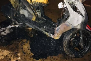 யாழில் வீடொன்றில் புகுந்து இனந்தெரியாத நபர்கள் மேற்கொண்ட அட்டூழியம்!