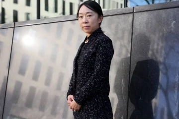 உலகை ஆச்சர்யத்தில் ஆழ்த்திய எச்.ஐ.வி  தொற்றுக்குள்ளான பெண்!