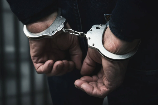 விசேட சுற்றிவளைப்பில் சிக்கிய 38 துப்பாக்கிதாரிகள்..! | 38 Gunmen Caught During Special Raid