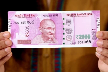ரூ.2000 நோட்டுகள் இன்னும் உங்களிடம் உள்ளதா.! அதை எப்படி மாற்றலாம்?