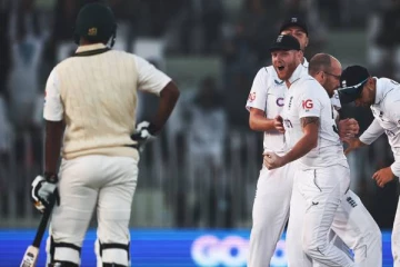 பரபரப்பான கடைசி நாள் ஆட்டம்! 17 ஆண்டுகளுக்கு பின்.. சொந்த மண்ணில் பாகிஸ்தானை வீழ்த்திய இங்கிலாந்து