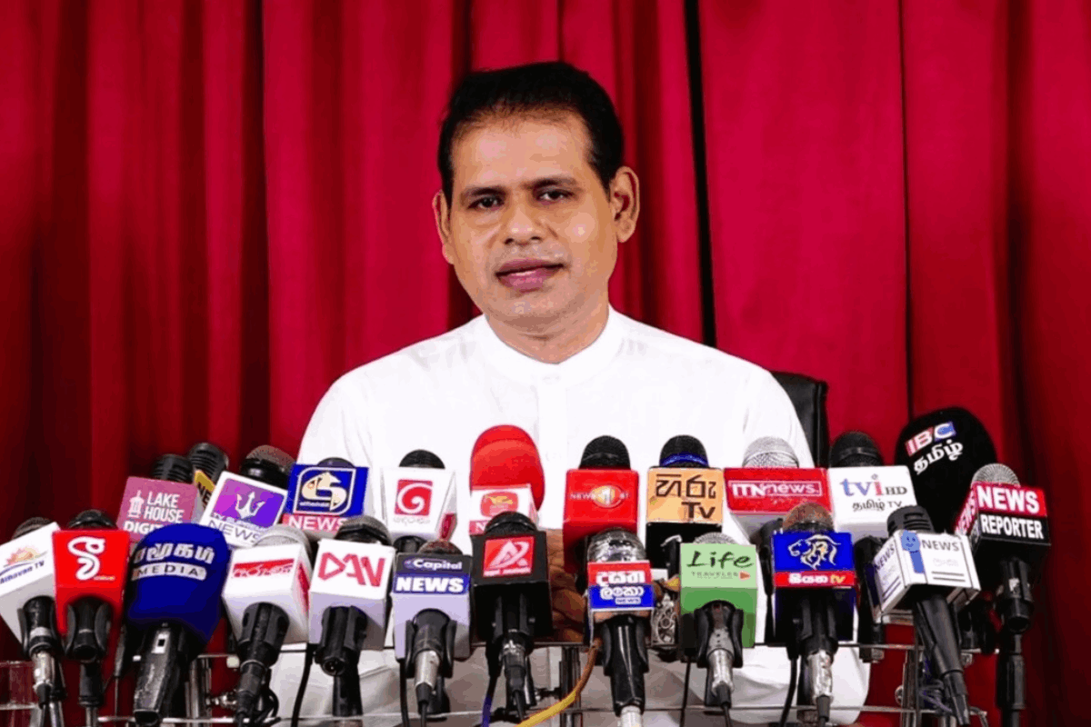 மகிந்தவின் தற்போதைய நிலை.. இரகசியம் பேணும் மொட்டுத்தரப்பு | Mahinda Rajapaksa Hospitalized Sanjeewa Ethirimana