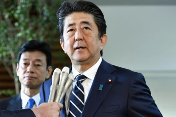 ஜப்பானின் முன்னாள் பிரதமர் மீது  துப்பாக்கி சூடு!