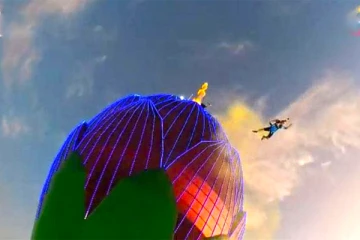 கொழும்பு தாமரை கோபுரத்தில் சாகச விளையாட்டு