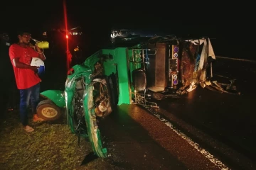 வவுனியாவில் இடம்பெற்ற கோர விபத்து: ஒருவர் பலி (Photo)