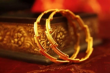 தடாலடியாக குறைந்த தங்கம் விலை - எவ்வளவு தெரியுமா?