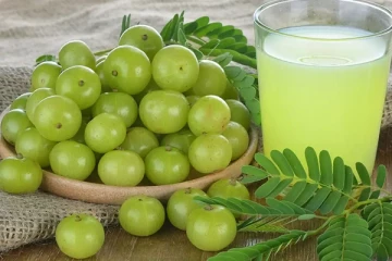 உடல் சூட்டை ஓட ஓட விரட்டும் நெல்லிக்காய் ஜீஸ்! எப்படி செய்றாங்க தெரியுமா?