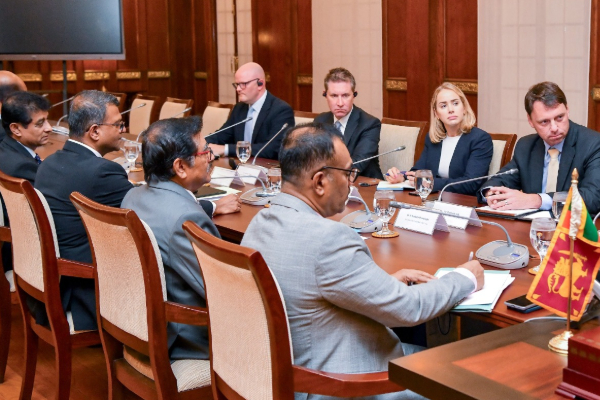ஜனாதிபதியை சந்தித்த அமெரிக்க வர்த்தக பிரதிநிதி அலுவலக பிரதானிகள் | Heads Of The U S Trade Delegation Meet President