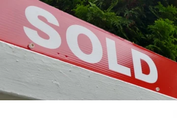 கனடாவில் வீடு கொள்வனவு செய்வதாக கூறி வாக்குறுதியை மீறியோருக்கு அபராதம்