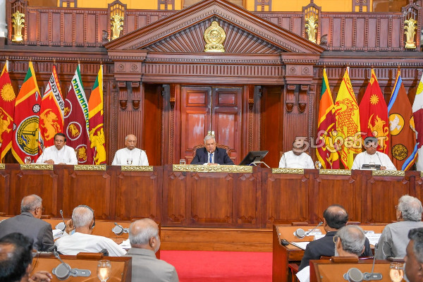 13 ஆம் திருத்தம் குறித்து தமிழ் எம்.பிக்களுடன் மாத்திரம் பேச முடியாது: சர்வகட்சி மாநாட்டில் ரணில் திட்டவட்டம் (Video) | All Party Conference Today Ranil Speech