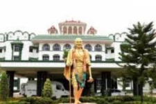 சமஸ்கிருதச் செய்தி பிடிக்காவிட்டால் வேறு சேனலை மாற்றிக்கொள்ளுங்கள்: உயர் நீதிமன்ற மதுரைக் கிளை