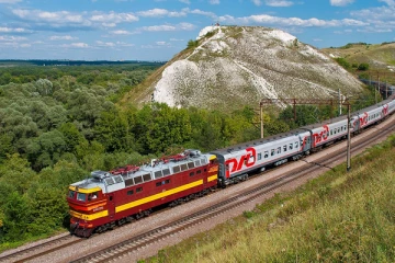 உலகின் நீண்ட பயணம் செய்யக்கூடிய ரயில் பயணம் எது? தெரிந்து கொள்ளுங்கள்