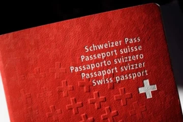 சுவிட்சர்லாந்தில் குடியுரிமை கோருவதற்கான தேர்வில் கேட்கப்படும் சில வித்தியாசமான கேள்விகள்