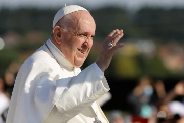 “நம்பிக்கை ஒளி” போப் பிரான்சிஸின் தீபாவளி வாழ்த்து