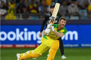 சாதனை மேல் சாதனை.. விமர்சனங்களுக்கு பதிலடி கொடுத்த வார்னர் - கொண்டாடும் ரசிகர்கள்