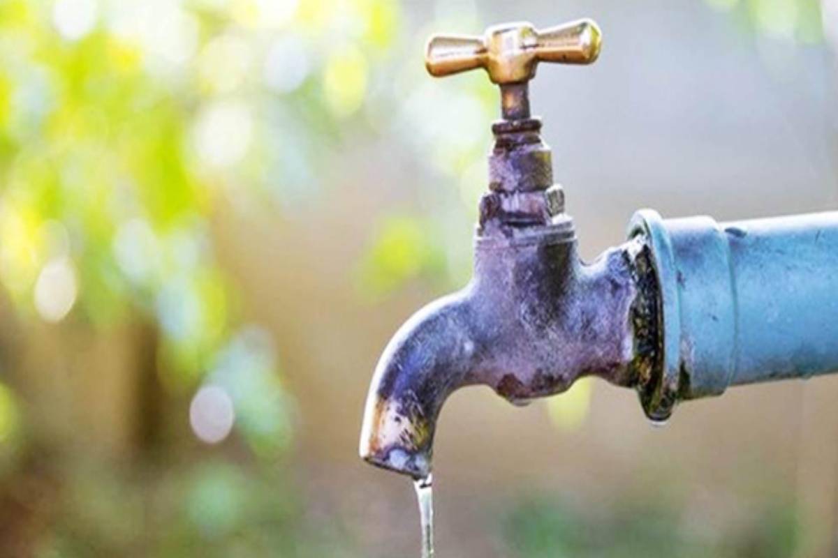தொடர் சீரற்ற காலநிலை: நாட்டின் சில பகுதிகளில் நீர் விநியோகம் தடை | Heavy Rains Disrupt Water Supply