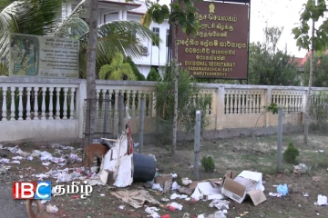வடமராட்சி கிழக்கு பிரதேச செயலகத்தின் பொறுப்பற்ற செயல் :நோய் பரவும் அபாயம்!