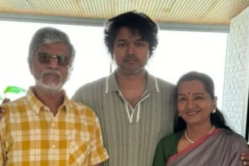 பெற்றோரை சந்தித்த நடிகர் விஜய்.. வெளியான லேட்டஸ்ட் போட்டோ