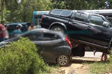 அம்பாறையில் விபத்து: நால்வர் வைத்தியசாலையில் அனுமதி