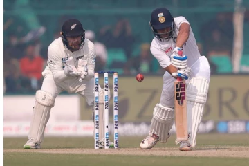 இதை மாதிரியே ஆடினா அவரை ஈசியா அவுட் ஆக்கிடுவாங்க! இந்திய வீரரின் தவறை சுட்டிகாட்டிய பிரபலம்