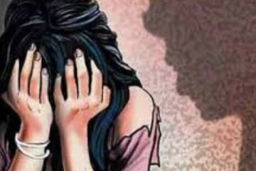 තැනින් තැනට මාස ගාණක් තිස්සේ රැගෙන ගිහින් මල් කැකුලකට කළ, අහස පොළොව නුහුලන කඳුළු කතාව..