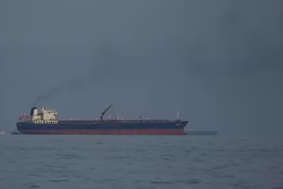 இந்தியாவிற்கு மட்டும்.. கொடுத்த வாக்கை காப்பாற்றிய ஈரான்! ஹோர்முஸ் நீரிணையை கடந்த இந்திய கப்பல்கள் | Iran Said 2 Gas Tankers Sail India Through Hormuz