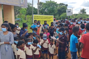 ஏ9 வீதியின் இரு புறங்களிலும் கழிவகற்றும் பணி ஆரம்பம்