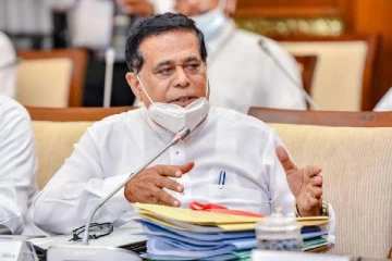 முன்னாள் அமைச்சர் இலஞ்சம் கோரியதாக எழுந்த குற்றச்சாட்டு! ஜனாதிபதியின் செயலாளரிடம் அறிக்கை கையளிப்பு