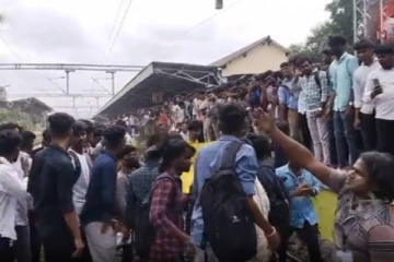 மணிப்பூர் விவகாரம், கல்லூரி மாணவர்கள் ரயில் மறிப்பு - வெடிக்கும் போராட்டம்!
