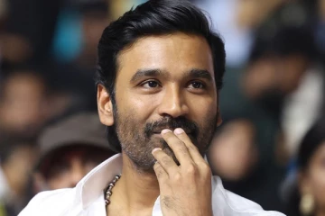 சென்சேஷனல் இயக்குனருடன் இணையும் தனுஷ்.. செம மாஸ் கூட்டணி