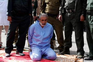 பட்டப்பகலில் பொதுமக்கள் கூடி நிற்க மரணத்தண்டனை நிறைவேற்றம்: வெளிவரும் பகீர் சம்பவம்