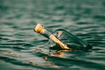 மதுபானம் என நினைத்து விசத்தை குடித்த கடற்றொழிலாளர்களுக்கு நேர்ந்த கதி