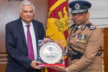 அதிபரை சந்தித்தார் புதிய காவல்துறை மா அதிபர்