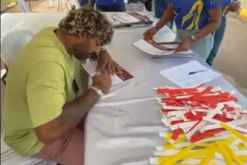 ''මට ඇත්තටම හිතුණා අපට කොහෙ හරි තැනක මිස් වුණාද කියලා , ඒ දේ හොයන්න තමා මම උත්සාහ කරන්නේ '' රට පුරාම වේගපන්දු යවන දක්ෂයෝ තෝරන මාලි