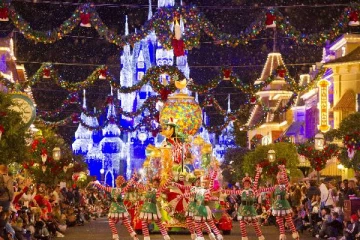 இங்கிலாந்தில் கிறிஸ்மஸ் கொண்டாட்டம் தொடர்பில் போரிஸ் ஜான்சன் வெளியிட்டுள்ள அறிவிப்பு