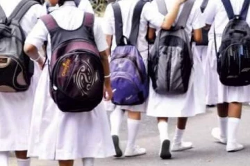 16 வயது காதலுடன் தப்பியோடிய 15 வயது மாணவி! இலங்கையில் சம்பவம்