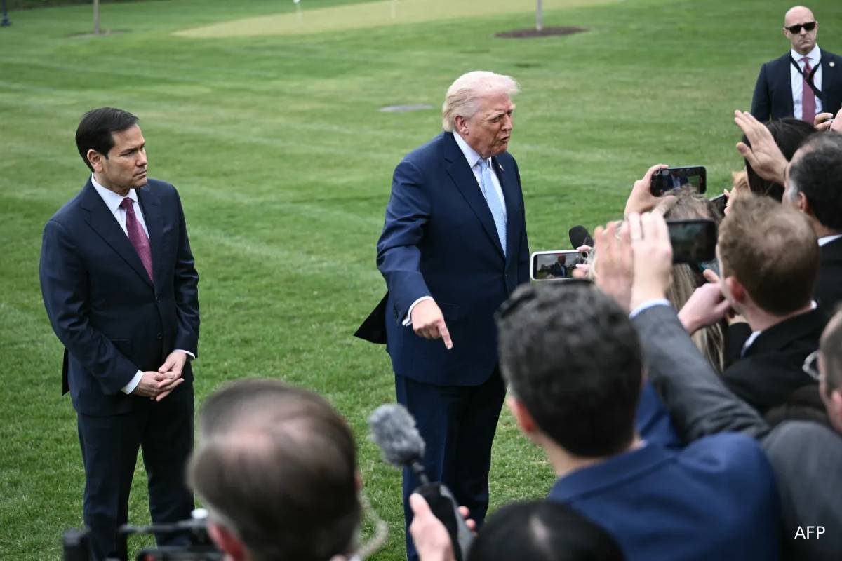 ஈரான் தொடர்பில் பிரித்தானியாவின் முடிவை மீண்டும் கடுமையாகச் சாடிய ட்ரம்ப் | Trump Slams Uk After Starmer Agrees