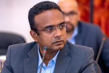 அரச ஊழியர்களுக்கு சம்பளம் கொடுக்க பணம் இல்லாத நிலையில் தேர்தல் தேவையா?