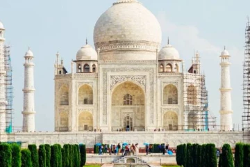 தற்போது தாஜ்மஹாலை கட்டினால் எவ்வளவு செலவாகும் தெரியுமா?