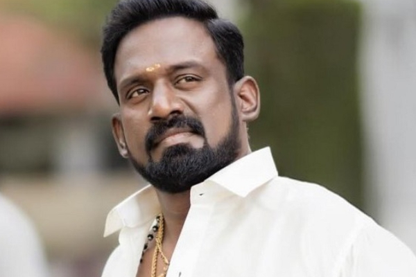 தன் கணவரின் மரணத்தில் நடனமாடிய பிரியங்கா ரோபோ ஷங்கர்.. பெரும் சர்ச்சை! பதிலடி கொடுத்த பிரபல நடிகர் போஸ் | Bose Venkat About Priyanka Shankar Controversy