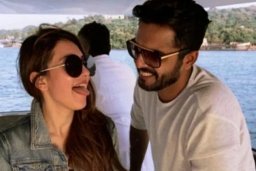 அது உண்மையில்லை.. ட்ரோல்களை கண்டுகொள்ளாத ஹன்சிகாவின் கமெண்ட் வைரல்