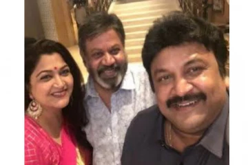 இது நடந்து 31 வருடங்கள் ஆகியுள்ளது ! புகைப்படத்தை பதிவிட்டு நடிகை குஷ்பூ சொன்ன விஷயம்..