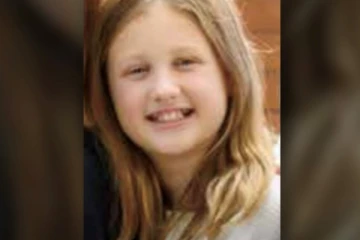 படகு விபத்தில் சிக்கி பரிதாபமாக பலியான 13 வயது சிறுமி