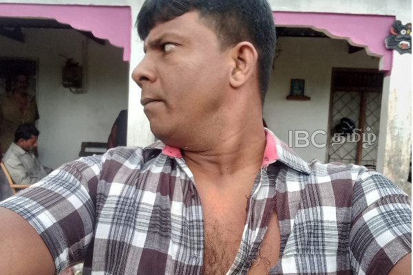 குத்துவிளக்கு சின்னத்தில் போட்டியிடவுள்ள வேட்பாளர் மீது மர்ம நபர்கள் தாக்குதல்! | Crusaders For Democracy Party Attack On Candidate குத்துவிளக்கு சின்னத்தில் போட்டியிடவுள்ள வேட்பாளர் மீது மர்ம நபர்கள் தாக்குதல்! | Crusaders For Democracy Party Attack On Candidate