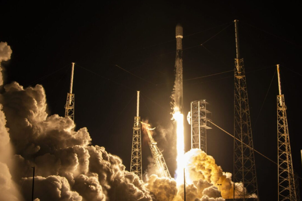 சாதனைகளை குவிக்கும் ஸ்பேஸ்எக்ஸ்! விண்ணை நோக்கி பாய்ந்த ஃபால்கன்–9 | Spacex Launches 29 Starlink Satellites Into Space