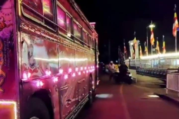 வாகனங்களில் அலங்காரங்களை அகற்ற நடவடிக்கை