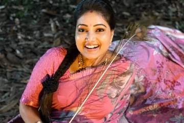 ரோஜா சீரியல் நடிகையின் நீச்சல் உடை போட்டோ! கோவா ட்ரிப் ஸ்டில் வைரல்