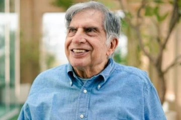 86 வயதில் மரணமடைந்தார் தொழிலதிபர் ரத்தன் டாடா.. அதிர்ச்சியில் மக்கள்